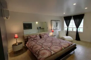 OYO Hotel Coral Gables - Miami Airport hotel thumbnail 3