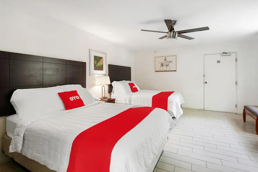 OYO Hotel Coral Gables - Miami Airport hotel detail image 2