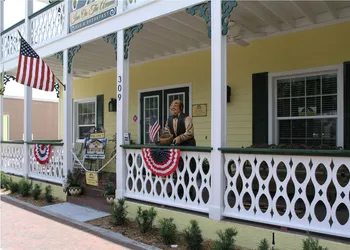 Inn On the Avenue hotel thumbnail 2