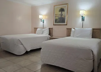 Royal Inn Hotel hotel thumbnail 8