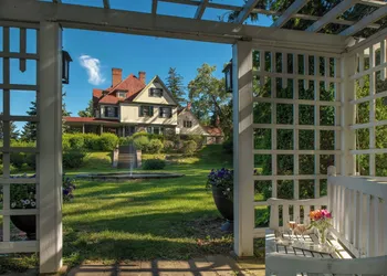 Idlwilde Inn hotel thumbnail 5