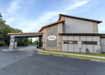 Waterbird Lakeside Inn hotel thumbnail 4