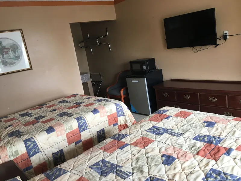 Budget Inn And Suites hotel detail image 2