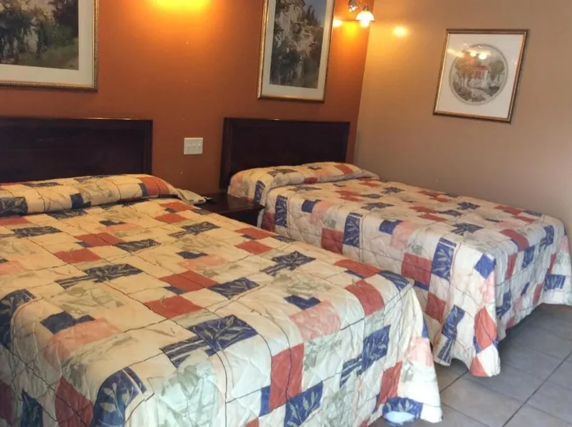 Budget Inn And Suites hotel detail image 6