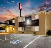 Red Roof Inn Dry Ridge hotel detail image 5