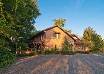 The Stockade Bed and Breakfast hotel thumbnail 3