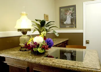 Victoria's Mansion Guest House hotel thumbnail 8
