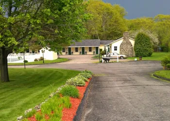Tallwood Motel Wells hotel thumbnail 3