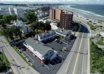 Ocean Inn on Nantasket Beach hotel thumbnail 2