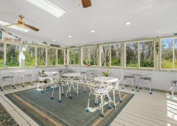 Eagle Wing Inn - Cape Cod hotel thumbnail 5