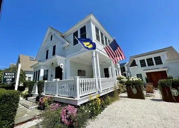 White Porch Inn hotel thumbnail 7