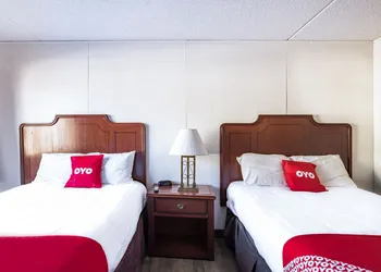 OYO Hotel Windmill Branson hotel thumbnail 7