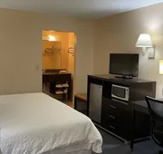 Slumber Inn Of Harrisonville hotel detail image 3