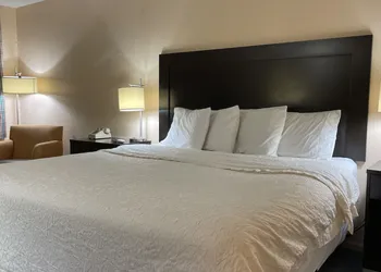 Slumber Inn Of Harrisonville hotel thumbnail 4