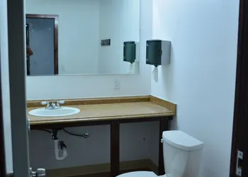 Wells Chinatown hotel thumbnail 3