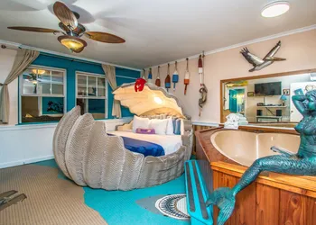 Adventure Suites hotel thumbnail 8