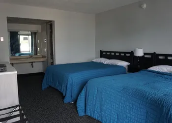 Windjammer Motor Inn hotel thumbnail 4