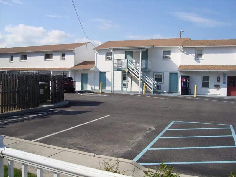 Budget Inn Motel Suites hotel detail image 2