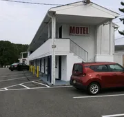 Budget Inn Motel Suites hotel detail image 7