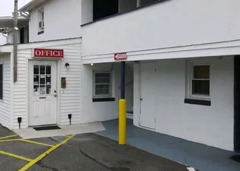 Budget Inn Motel Suites hotel thumbnail 8