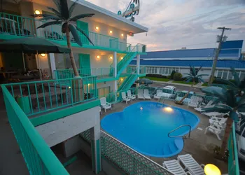 Sea Scape Inn hotel thumbnail 2