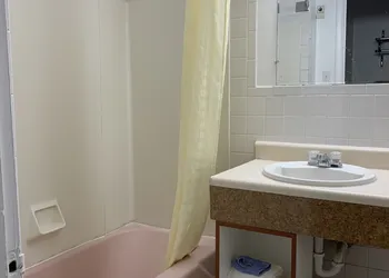 Rodeway Inn & Suites Raton hotel thumbnail 8