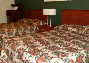 Belmont Motel hotel thumbnail 4
