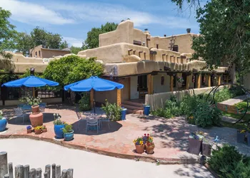 Inn on La Loma Plaza hotel thumbnail 6
