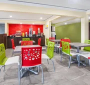Days Inn by Wyndham Miami hotel detail image 3