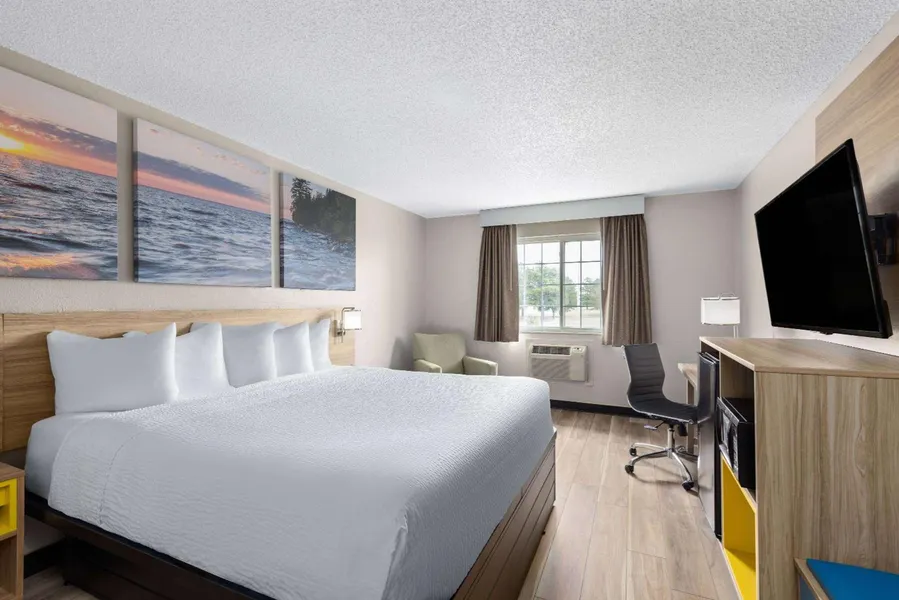 Days Inn by Wyndham Miami hotel detail image 6