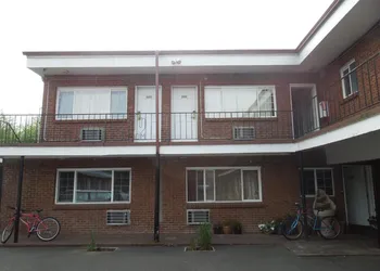 Portland Pensione hotel thumbnail 2