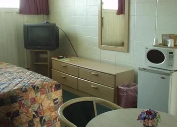 Hollander Motel hotel thumbnail 5
