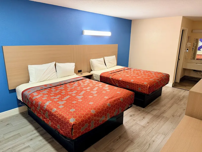 Guest Inn & Suites hotel detail image 6