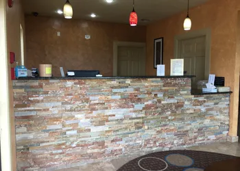 Pearsall Inn & Suites hotel thumbnail 3