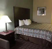 Pearsall Inn & Suites hotel detail image 7
