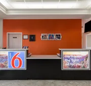 Motel 6 San Antonio, TX - Downtown - Alamo Dome hotel detail image 5