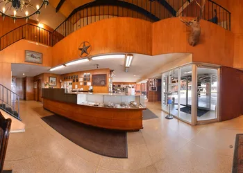 Ranch House Motel hotel thumbnail 4