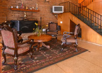 Ranch House Motel hotel thumbnail 5