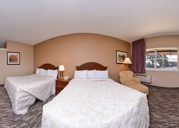 Ranch House Motel hotel thumbnail 7