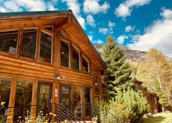 Alaskan Inn hotel thumbnail 4