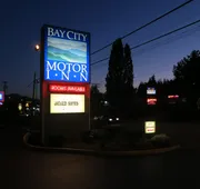 Bay City Inn hotel detail image 3