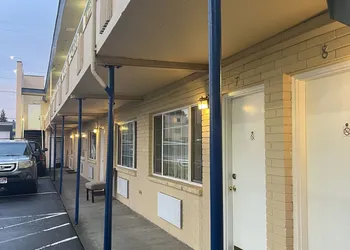 Columbus Motor Inn hotel thumbnail 2