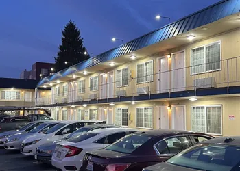 Columbus Motor Inn hotel thumbnail 4