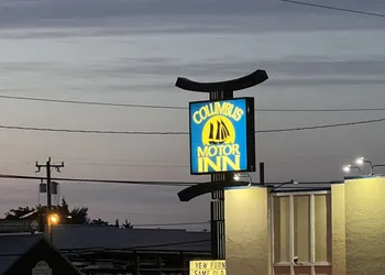 Columbus Motor Inn hotel thumbnail 5
