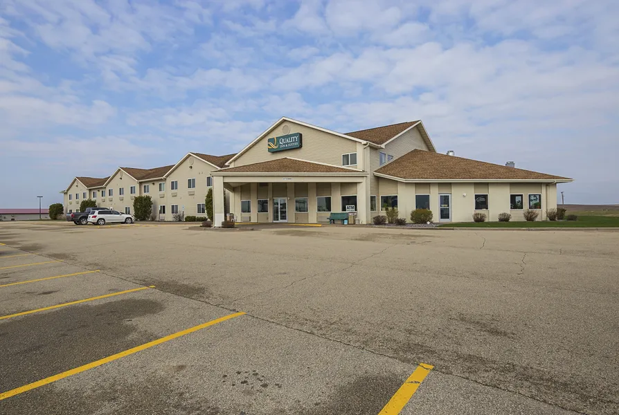 Quality Inn & Suites Belmont - Platteville hotel detail image 2