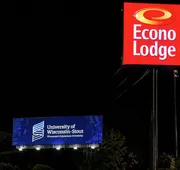 Econo Lodge Menomonie hotel detail image 4