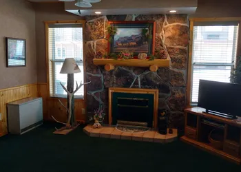 Stagecoach Inn & Suites hotel thumbnail 7