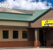 Super 8 by Wyndham Fox Creek hotel detail image 3