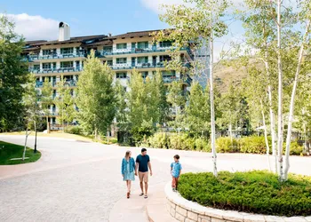 Lodge Tower hotel thumbnail 3