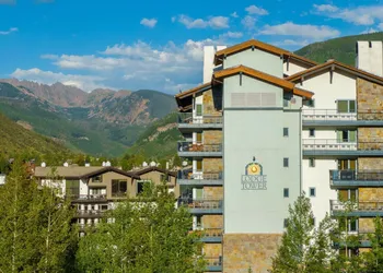 Lodge Tower hotel thumbnail 6
